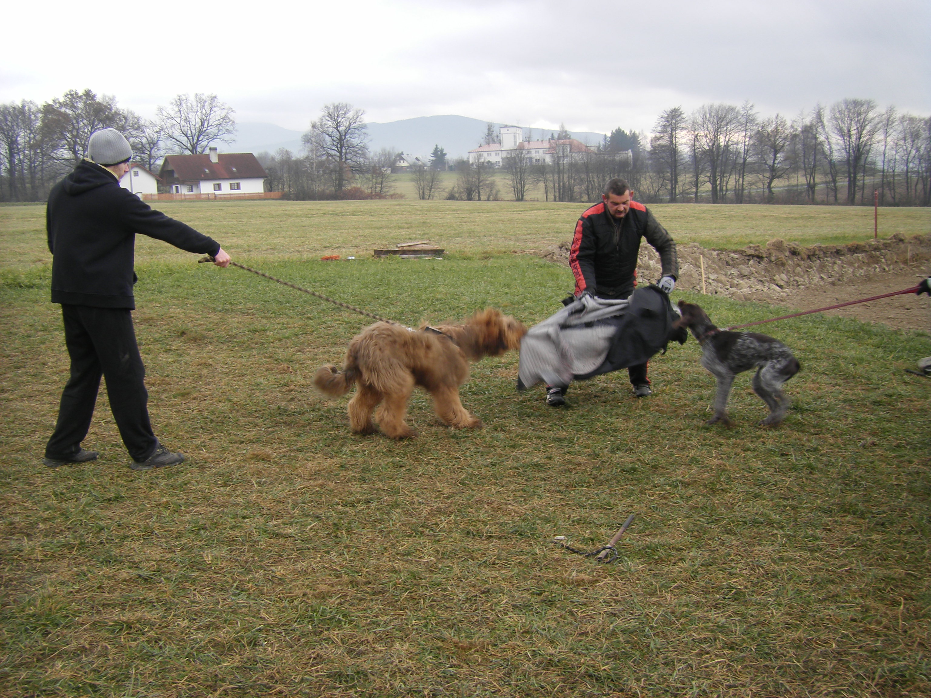 SOBOTA 3.12.2011  OBRANA 099